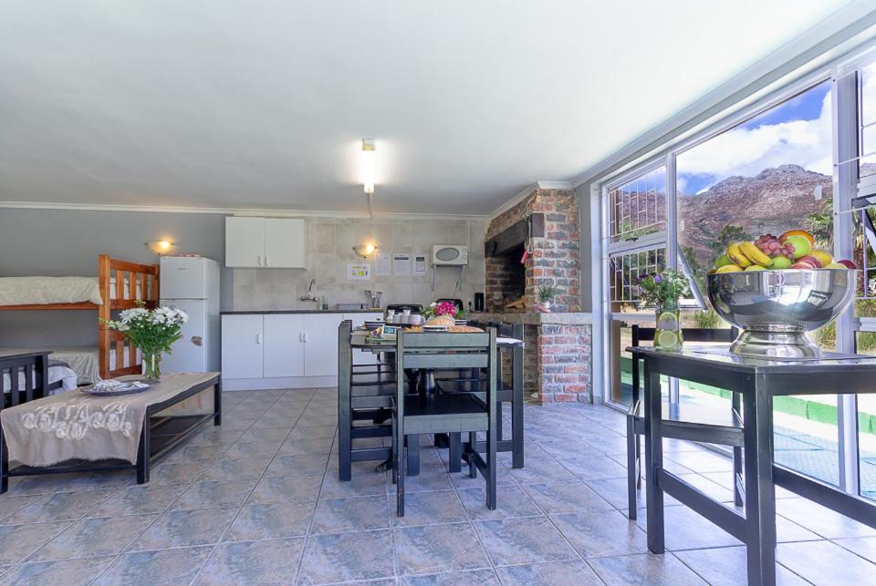 Kingfisher Hollow Villa Gordonʼs Bay Exterior foto